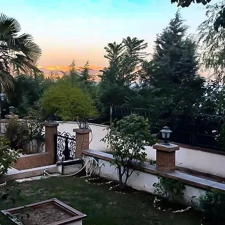 Gorgeous Chalet In בקתה איסטמבול